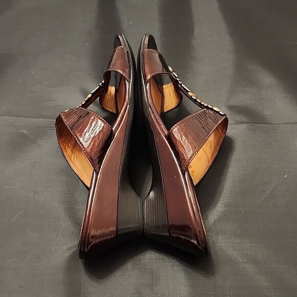 SOFFT ANITA WOMEN'S ROUND OPEN TOE SLIP-ON  WEDGE SANDAL - Picture 7 of 16